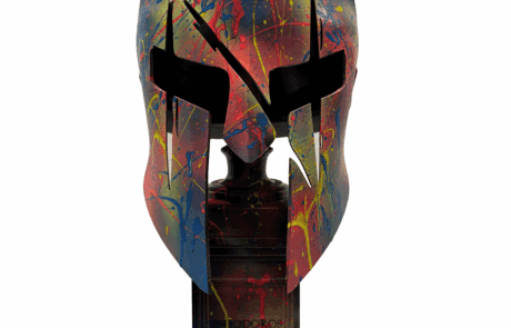 The Spartan Helmet - Skulptur - Colorful Chaos - Theodoros Nikolaidis